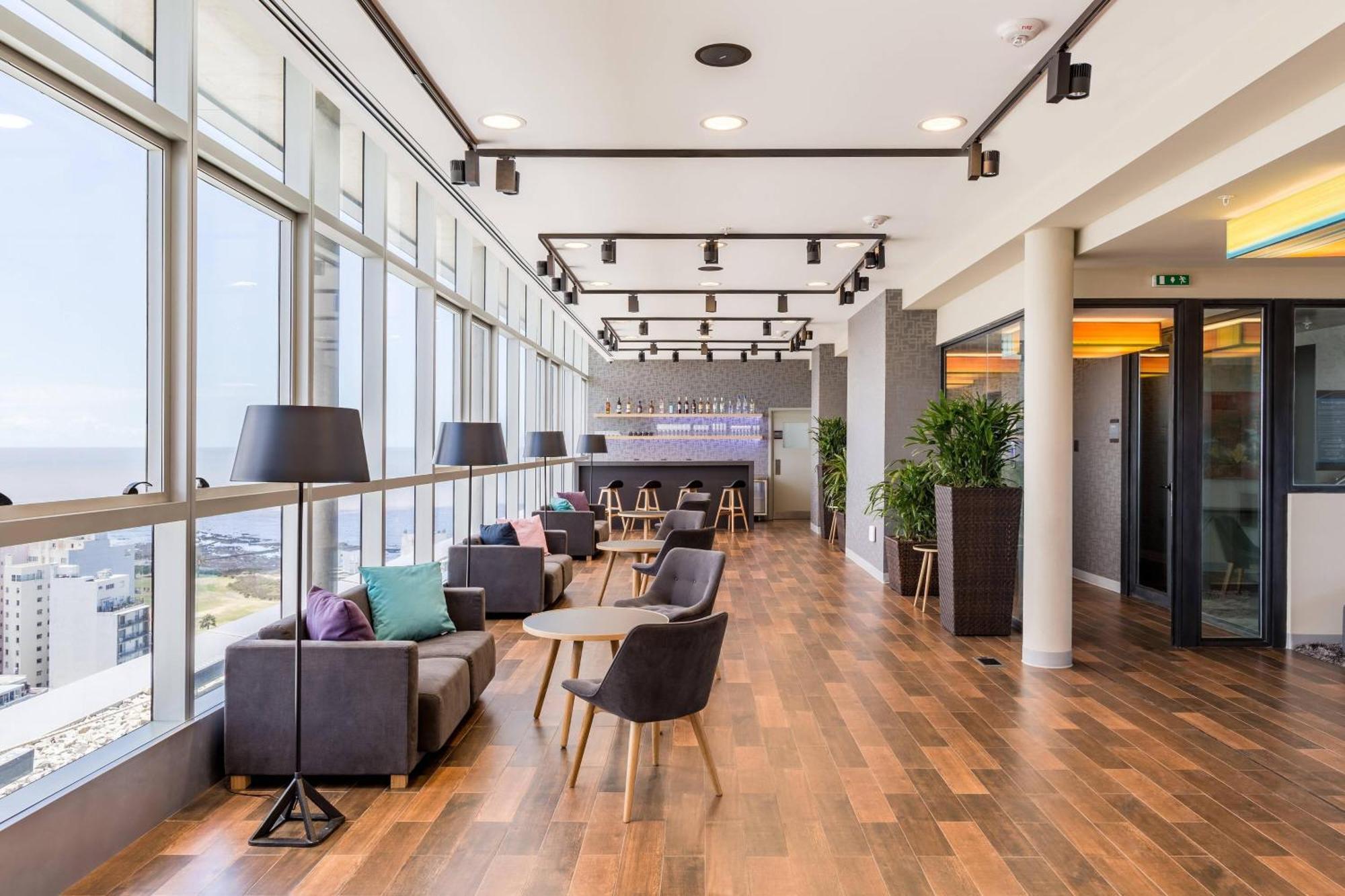 Aloft Montevideo Hotel-Marriott International Extérieur photo